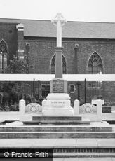 Ashby, War Memorial c1965