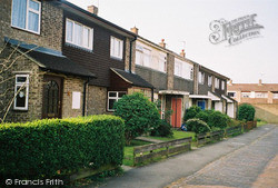 Elm Place 2004, Ashford