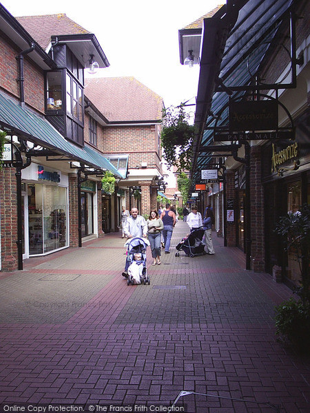 Photo of Ashford, Park Mall 2004
