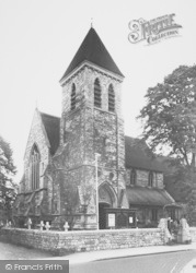 St Matthew's Church 1954, Ashford