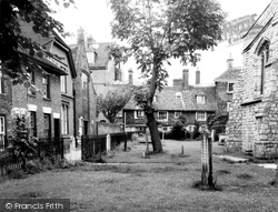 The Churchyard c.1965, Ashford