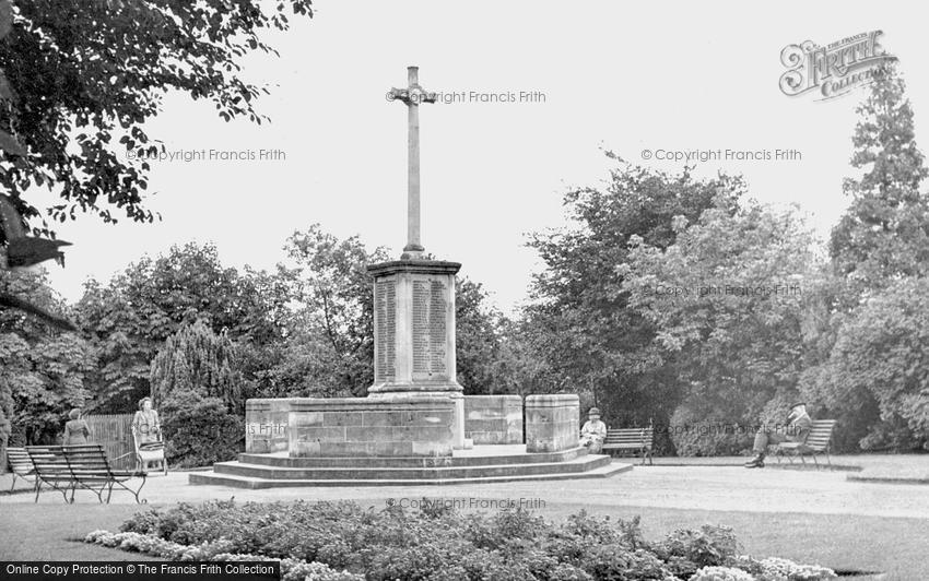 Ashford, War Memorial c1950