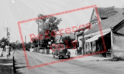 Main Road c.1955, Ashingdon