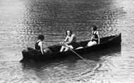Female Rower 1929, Ashtead
