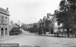 The Street 1908, Ashtead