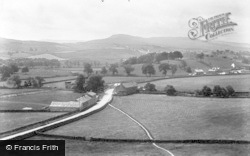 Distant View 1911, Askrigg