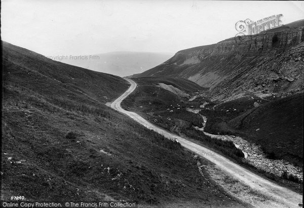 Photo of Askrigg, Muker Pass 1914