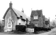 Aspley Guise, Old Houses c1955
