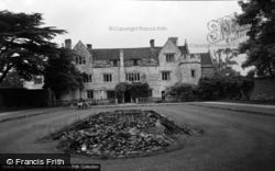 Hall 1956, Athelhampton