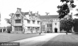 Hall 1956, Athelhampton