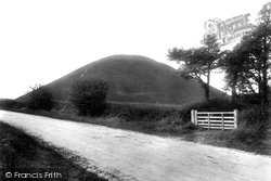 Silbury Hill 1902, Avebury