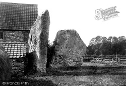 The Stones 1899, Avebury