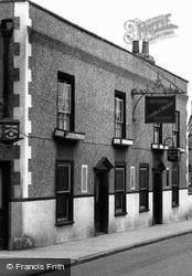 High Street, Crown And Anchor 1952, Aveley