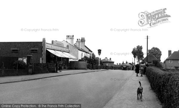 Photo of Aveley, Purfleet Road c1950