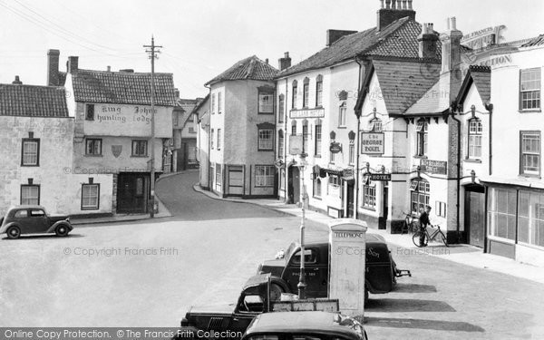 Photo of Axbridge, Market Square c.1950