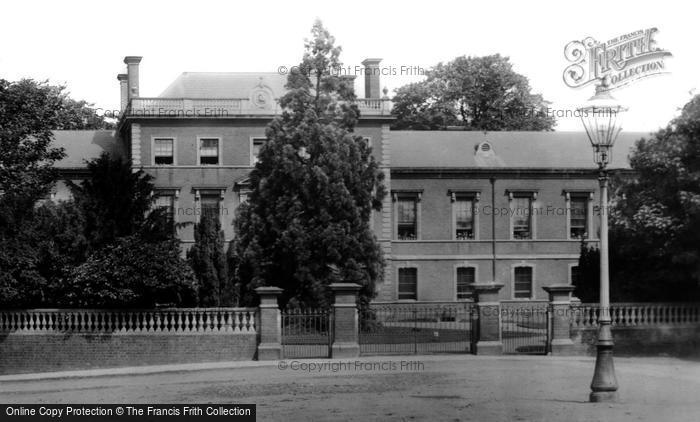 Photo of Aylesbury, Bucks County Infirmary 1897
