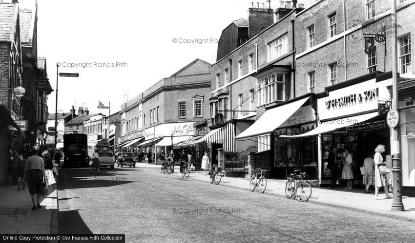 Aylesbury, High Street c1955