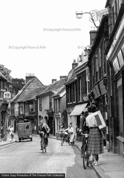 Photo of Aylsham, Red Lion Street c.1950