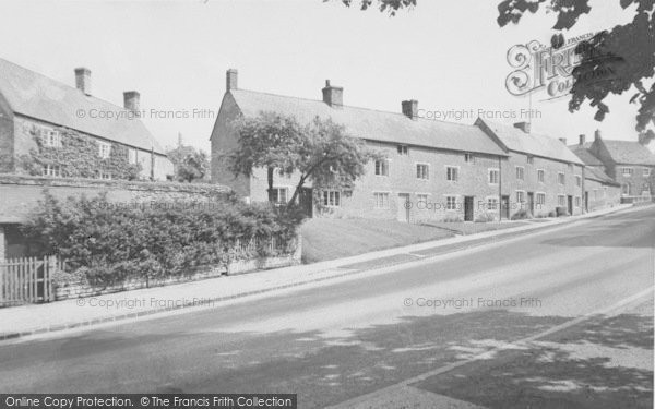 Photo of Aynho, Station Road c.1955