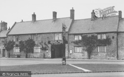 The Cartwright Arms Hotel c.1955, Aynho