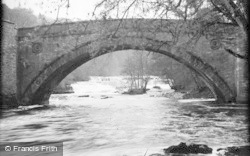 Bridge Falls c.1932, Aysgarth