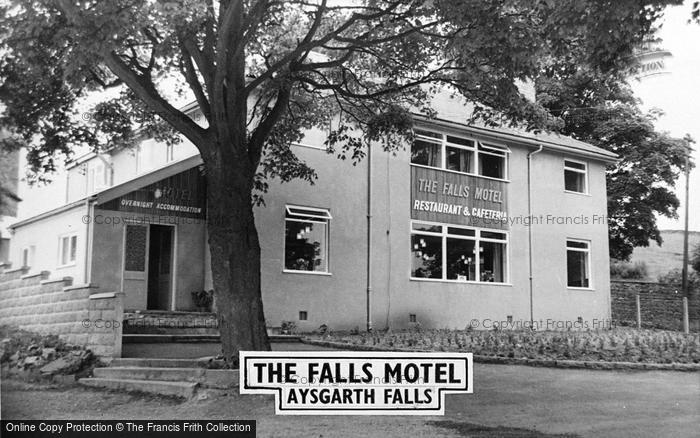 Photo of Aysgarth, The Falls Motel c.1960