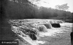 Upper Falls c.1935, Aysgarth