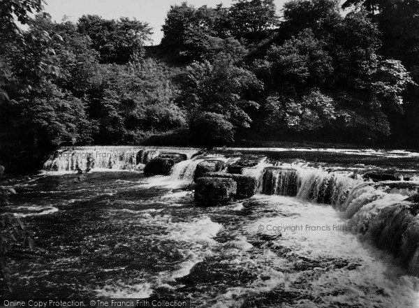 Photo of Aysgarth, Upper Falls c.1960