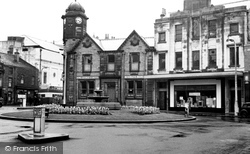 The Fountain, St James Square c.1955, Bacup