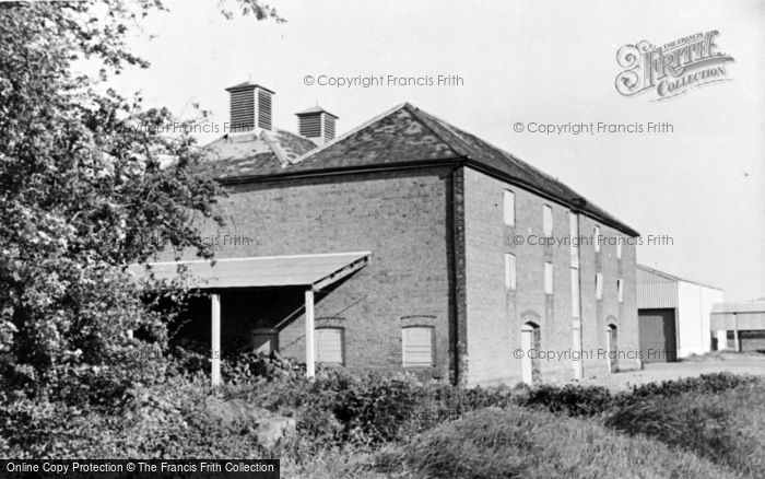 Photo of Badshot Lea, Hop Kilns c.1955