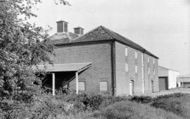 Hop Kilns c.1955, Badshot Lea