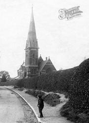 Boy And Church 1906, Bagshot