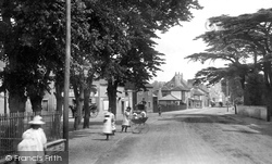 High Street 1901, Bagshot