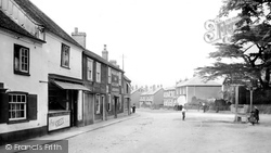 High Street 1906, Bagshot