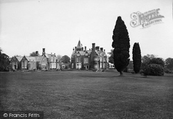 Park From The West 1927, Bagshot