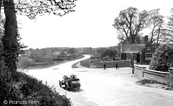 The By-Pass Road 1925, Bagshot