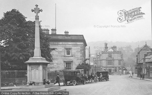 Photo of Bakewell, Vehicles In Rutland Square 1923