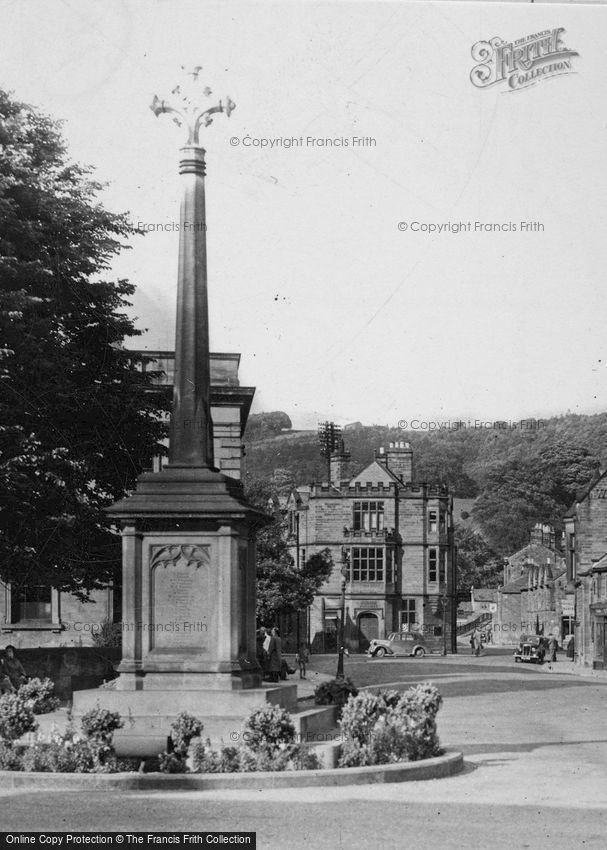 Bakewell, War Memorial in the Square c1935