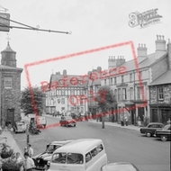 High Street 1957, Bala