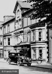 The Plas Goch Hotel, High Street 1935, Bala