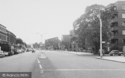 High Road c.1960, Balham