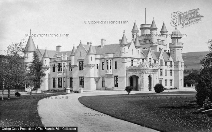 Balmoral Castle photo