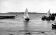 Shetland Models At Uyeasound c.1960, Baltasound