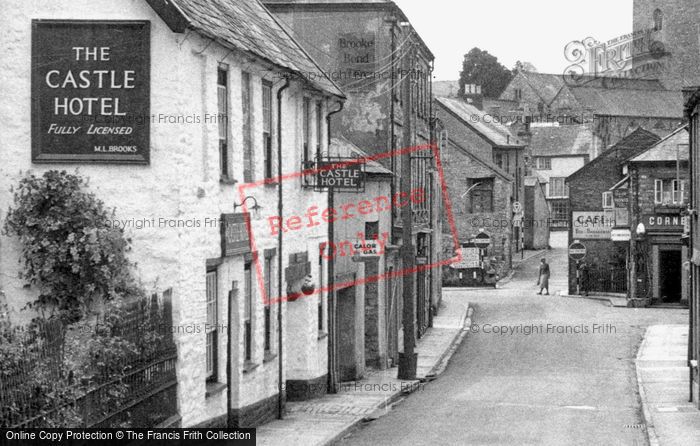 Photo of Bampton, The Castle Hotel c.1955