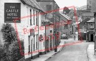 The Castle Hotel c.1955, Bampton