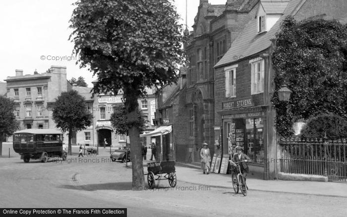 Photo of Banbury, Cross 1921