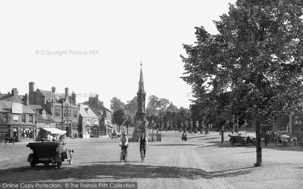 Photo of Banbury, Cross 1921