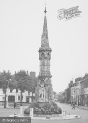 Cross c.1955, Banbury
