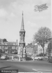 Cross c.1965, Banbury