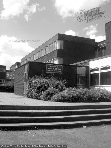 Photo of Banbury, Drayton School 2004